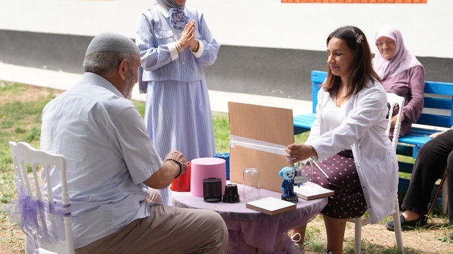 İşitme sağlığı için Alzheimer Merkezi'nde özel etkinlik
Alzheimer Merkezi'nde kulaklara ve gönüllere dokunan etkinlik