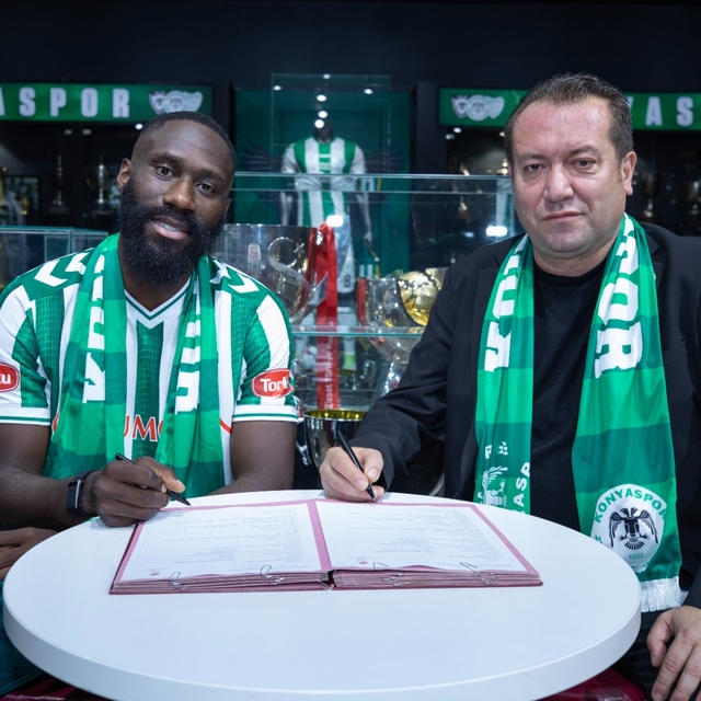 Konyaspor, Masuaku 2 yıllık sözleşme imzaladı