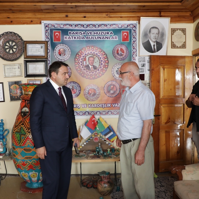 Vali Işın, Sarı Konak Kültür ve Sanat Evi'ni ziyaret etti