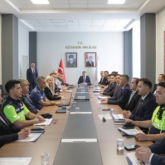 Vali Musa Işın: "Uyuşturucu ve kaçakçılıkla mücadelemizi taviz vermeden sür...