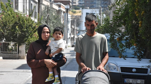 SMA'lı Demir Efe'nin annesi: Oğlumun ilk ayakkabıları ortez oldu