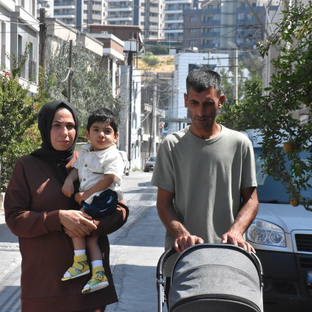 SMA'lı Demir Efe'nin annesi: Oğlumun ilk ayakkabıları ortez oldu