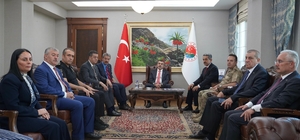 Bakan Tekin'den, Şırnak Valiliğine ziyaret