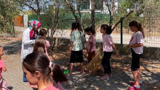 Köyceğiz'de Yaz Kur'an Kursu öğrencilerine 'çevre bilinci' semineri