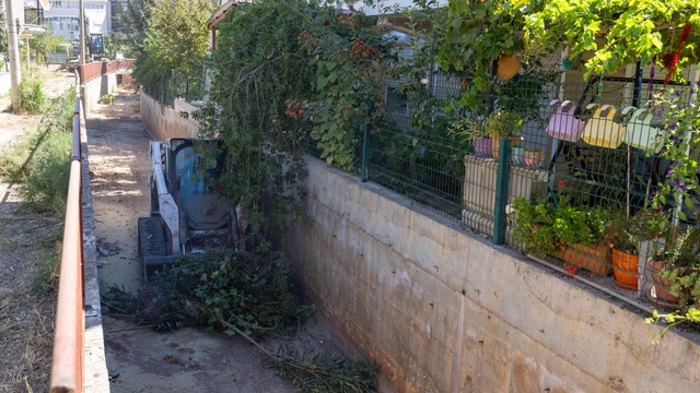 İZSU'dan kıyı ilçelerinde sel ve taşkına önlem