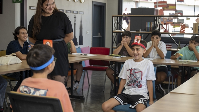 İngilizceyi oyunlarla öğreniyorlar: 'Hello Mersin' yaz programı sürüyor