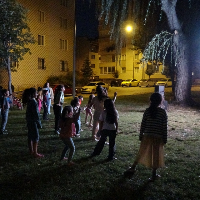 Farklı kuşaklar açık hava sinemasında buluştu
Muhtar mahalle parkına kurduğ...
