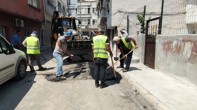 Akdeniz'de bozulan yollar için ekipler sahada