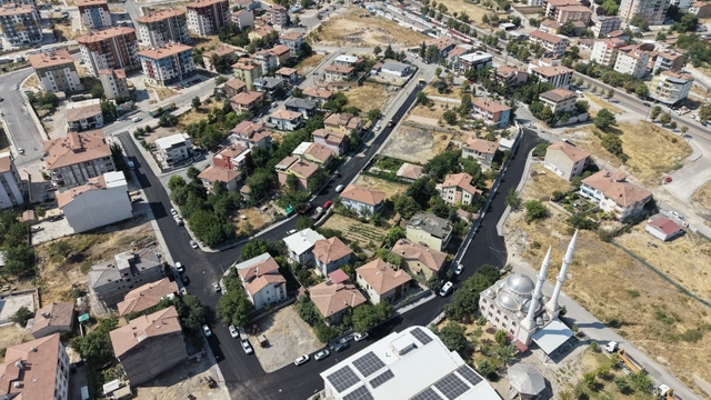 Battalgazi'de yollar asfaltla yenileniyor