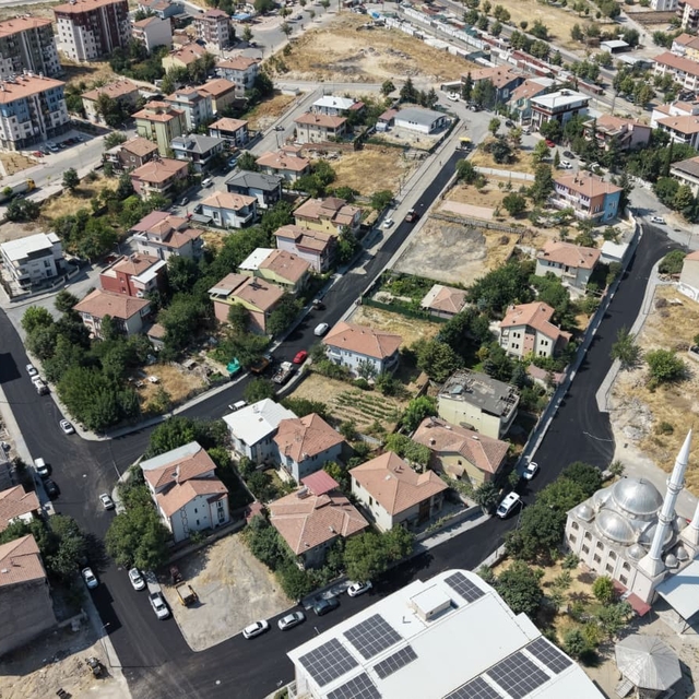 Battalgazi'de yollar asfaltla yenileniyor