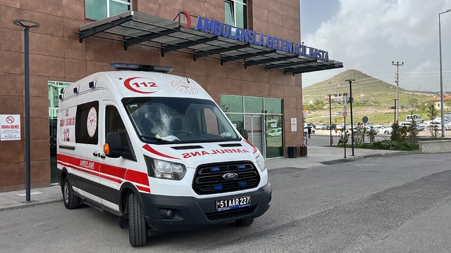 Otomobil üç tekerlekli motosikletle çarpıştı: 1 ölü 3 yaralı