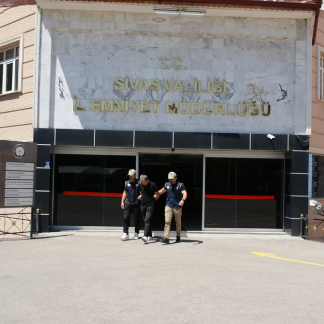 Firari FETÖ hükümlüsü Sivas'ta yakalandı