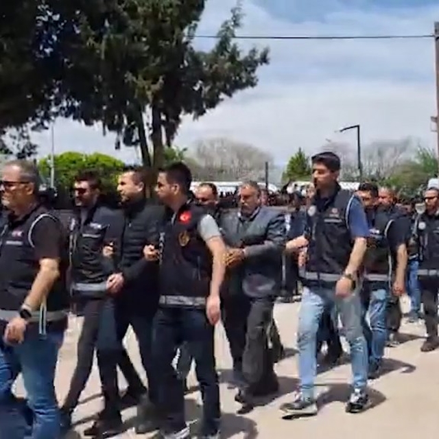 Halfeti Belediyesi'ne yönelik yolsuzluk soruşturmasında 14 kişiye tahliye