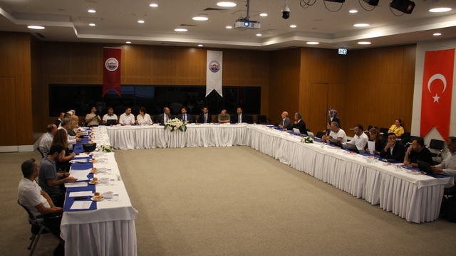 Elazığ'da sağlık hizmetleri değerlendirildi