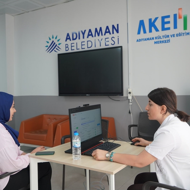YKS tercih döneminde 2 bin 500 öğrenciye ücretsiz rehberlik