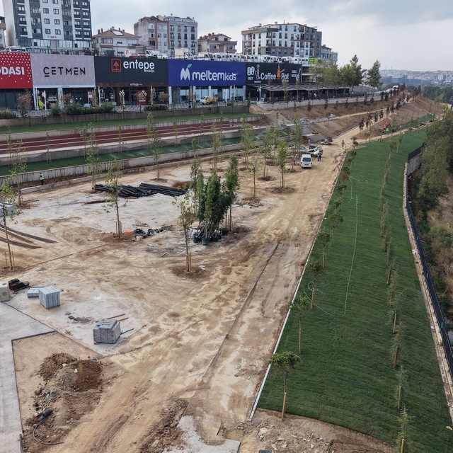 Çayırova'da park ve yeşil alanlar yenileniyor