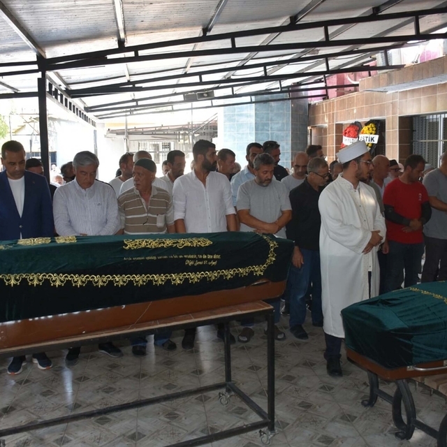 Yangında torunu ile ölen anneanne, Mert'i kurtardıktan sonra Yiğit için eve...