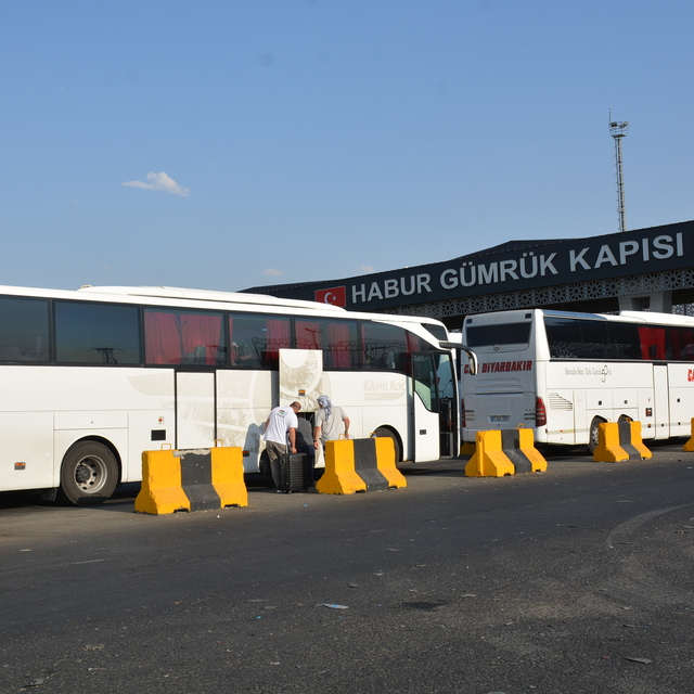 'Filistin Konvoyu', Habur Sınır Kapısı'ndan Irak'a geçti