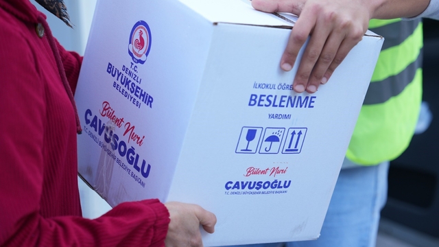 Denizli Büyükşehir'in beslenme desteğine 5. sınıflar da dahil edildi