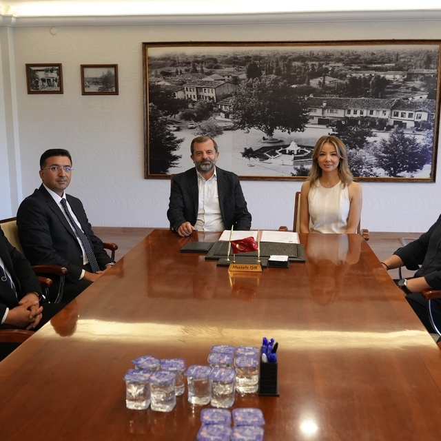 Üniversiteli gençlere Gürsu'da mesleki deneyim fırsatı