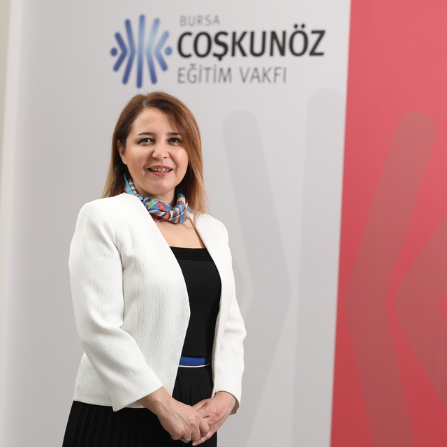 Coşkunöz Eğitim Vakfı'nın burs programında yeni dönem başvuruları başladı