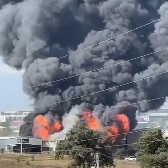 Gebze'de yangın