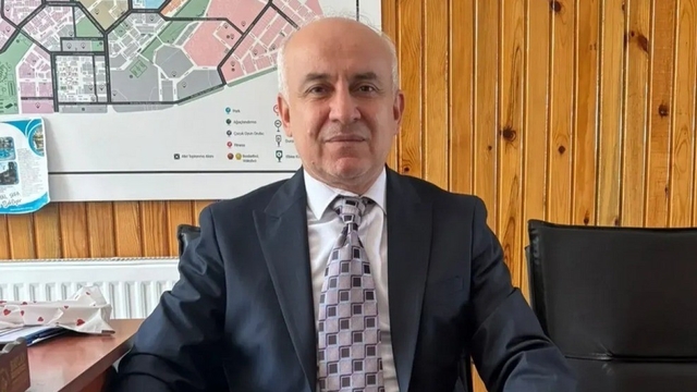 Kütahya'da Doç. Dr. Hasan Basri Karayel'e uluslararası onur