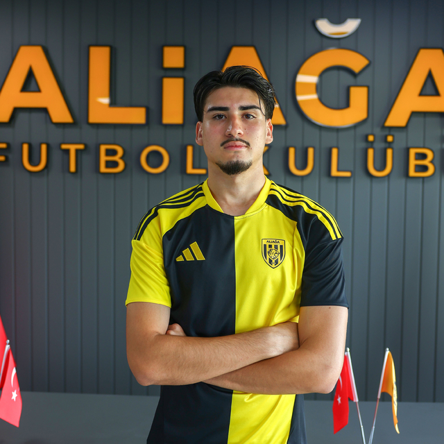 Aliağa FK'nın yeni transferi imzayı attı