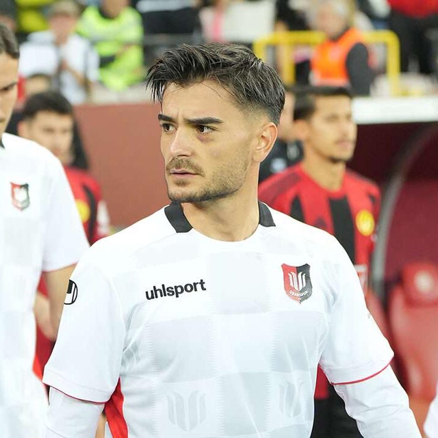 Uşaksporlu Alperen'in yeni durağı Denizli