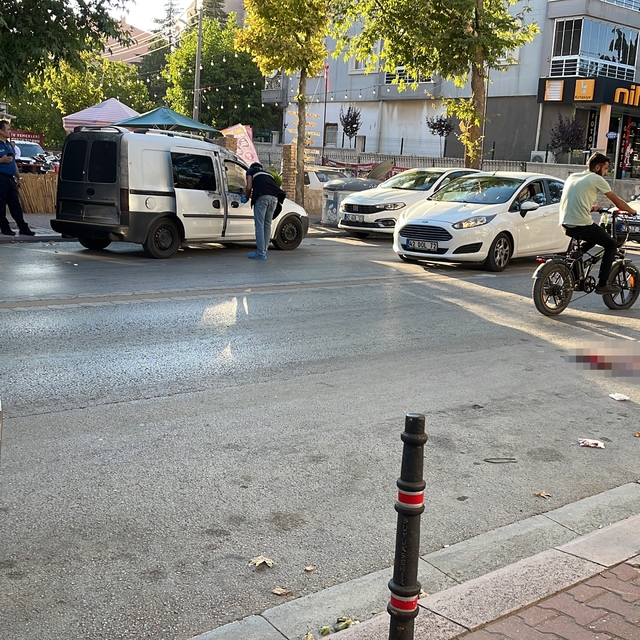Sokak ortasındaki bıçaklamanın ardından alacak verecek meselesi çıktı