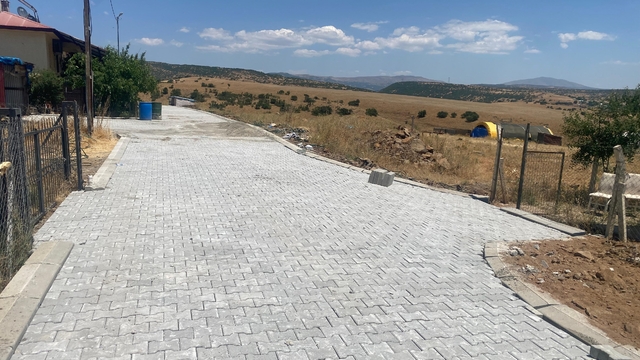 Karakoçan'ın köylerinde çalışmalar sürüyor