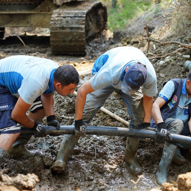 Seydikemer Zorlar'ın su kesintisi ve basınç sıkıntısı gideriliyor