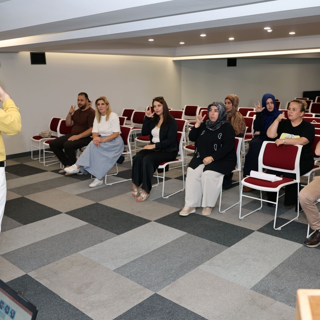 Talas Belediyesi personeline işaret dili eğitimi