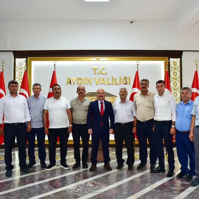 Aydın Valisi Varol, Nazilli mahalle muhtarlarını kabul etti