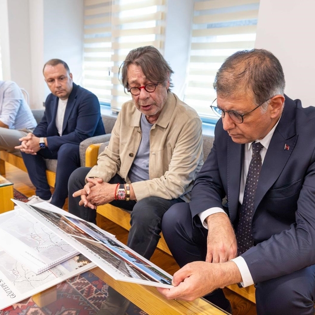 Başkan Tugay ve Sepil Göztepe'nin İnciraltı projesini görüştü