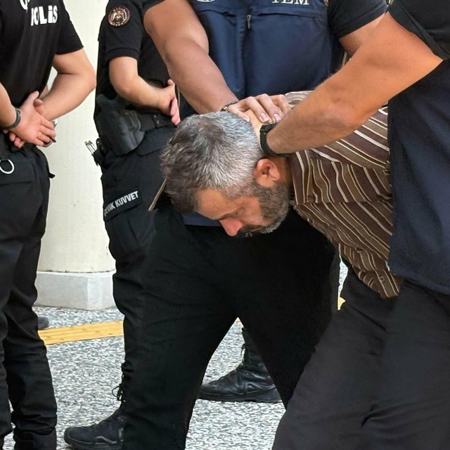 Karatepe kardeşlerin gizli yazışmaları ortaya çıktı; 10 yıllık firarın izle...