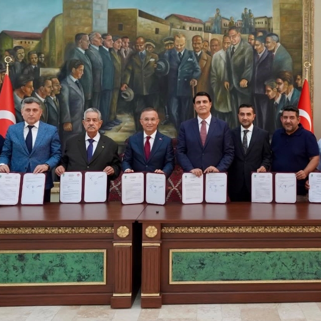 Şehitkamil'e 2 yeni tesis için imzalar atıldı