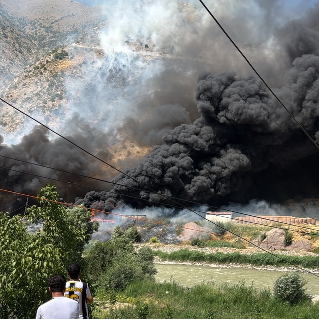 Hakkari'de yangın paniği