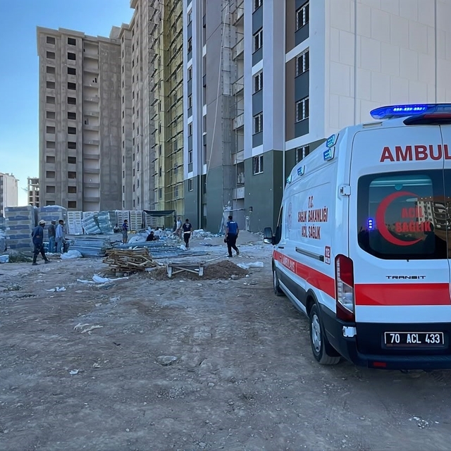 Karaman'da 12'nci kattan düşen inşaat işçisi hayatını kaybetti