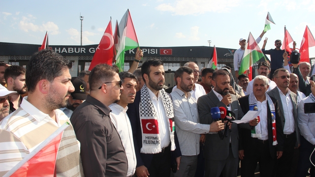 Filistin Konvoyu'nun Irak sınırında bekletilmesine tepki