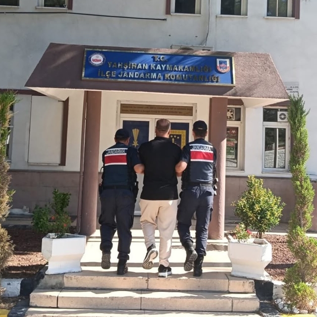 Kırıkkale'de 2 hükümlü yakalandı