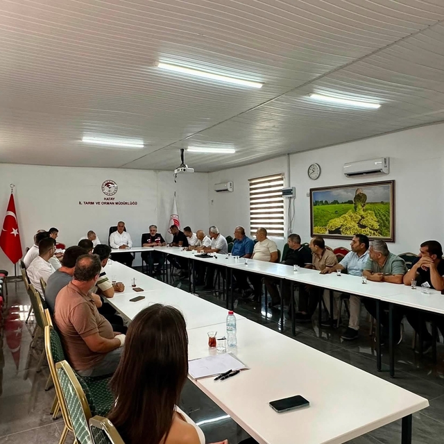 Hatay'da salça üreticileriyle sektörel değerlendirme toplantısı gerçekleşti...