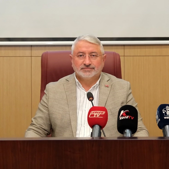 Çorum Belediye Başkanı Aşgın'ın "Manifest'i getirmeyeceğiz" sözlerine vatan...