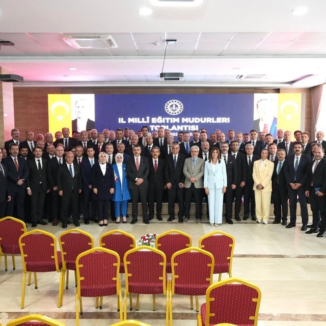 İl Müdürü Şimşek, 81 ilin eğitim zirvesinde Bilecik'i temsil etti