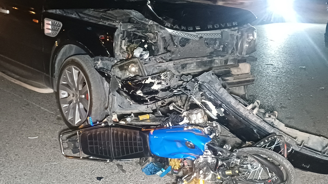 Kırmızı ışıkta geçen motosiklet cipe çarptı: 1 ölü, 1 yaralı