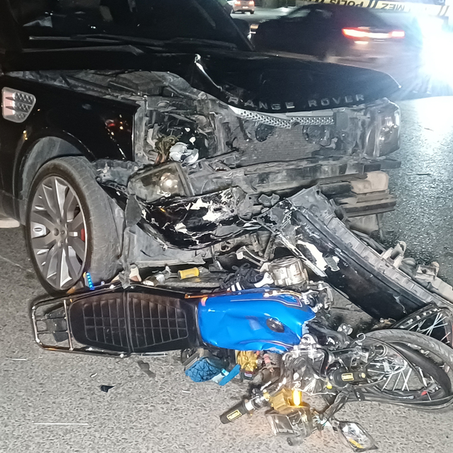 Kırmızı ışıkta geçen motosiklet cipe çarptı: 1 ölü, 1 yaralı