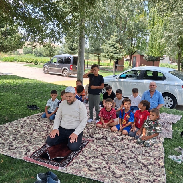 Şuhut'ta Kur'an-ı Kerim kursu öğrencileri piknikte buluştu