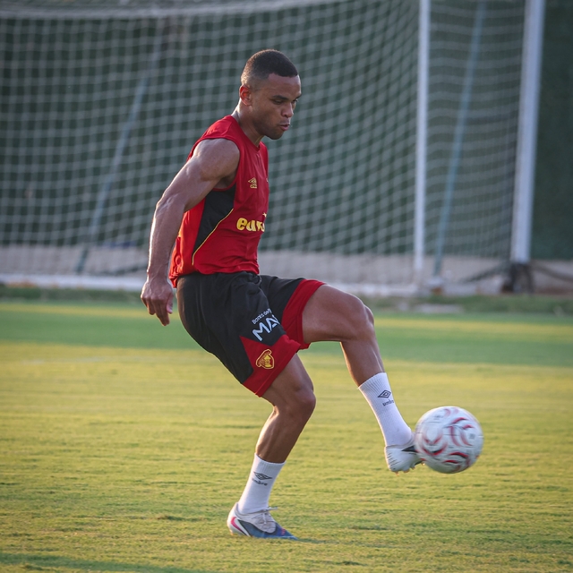 Göztepe'de Bekir Turaç'ın transferi Juan'a takıldı