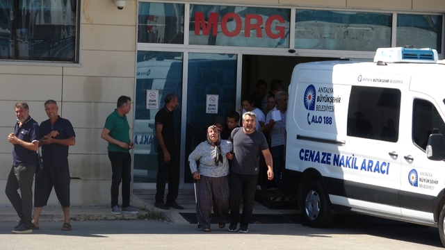 Arkadaşını ziyarete giden genç kazada hayatını kaybetti
3 ay önce askerden gelen genç hayatını kaybetti