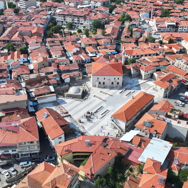 Kula'nın tarihi merkezine yeni meydan